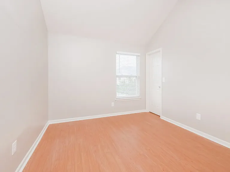 1972 Bernie Way — Photo 13