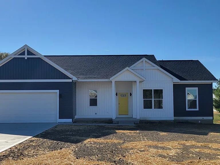 405 Sugar Maple Ln — Photo 1