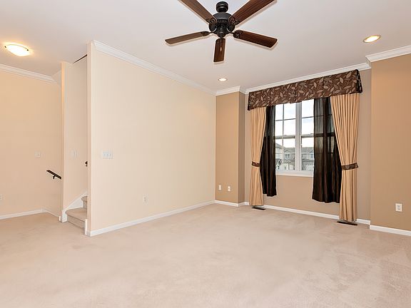 4th image of 409 Parker Dr Unit B