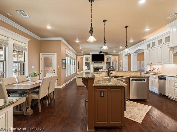 2nd image of 5538 River Overlook Cir