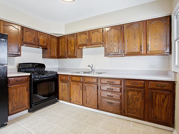 5th image of 14739 S Albany Ave