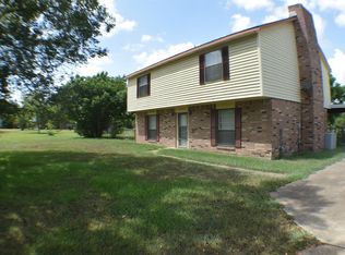 6211 W Creek Rd, East Bernard, TX 77435