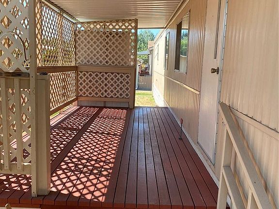 4th image of 2457 Nightingale Ln