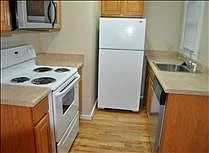 326 E Glenn Ave — Photo 3