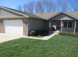 518B Hickory Ln #B, Howard, OH 43028