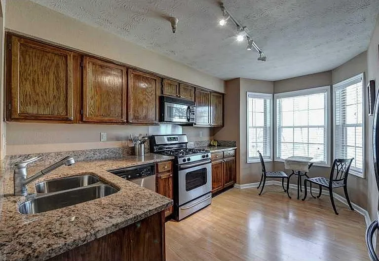 4101 Riverlook Pkwy SE #101 — Photo 5