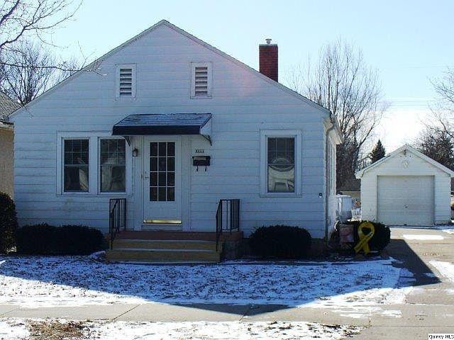 Home for Sale in Quincy, IL $89,900