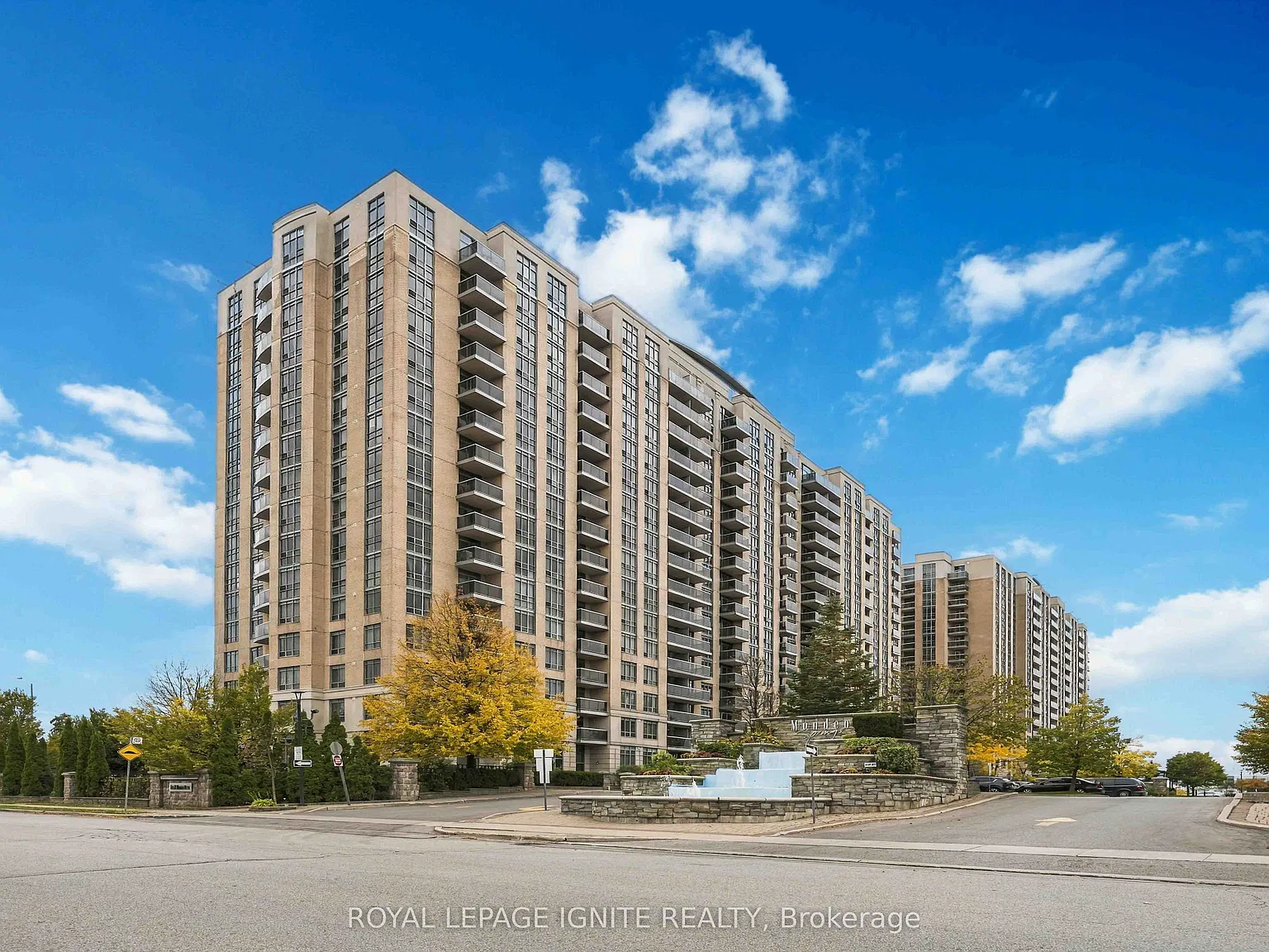 2 bed, $2,249 — Photo 1