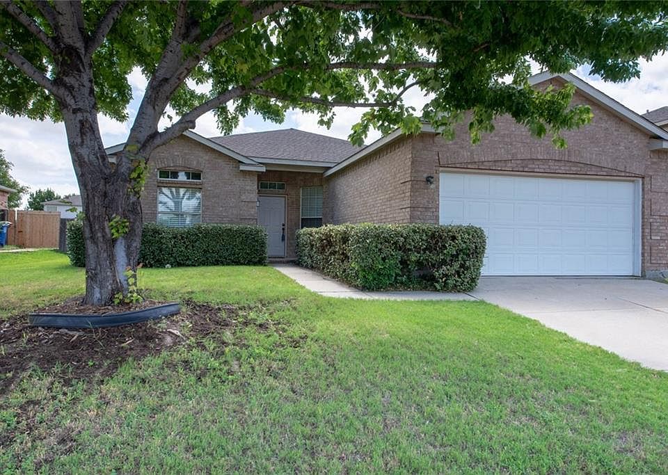 1st image of 2349 Magnolia Dr
