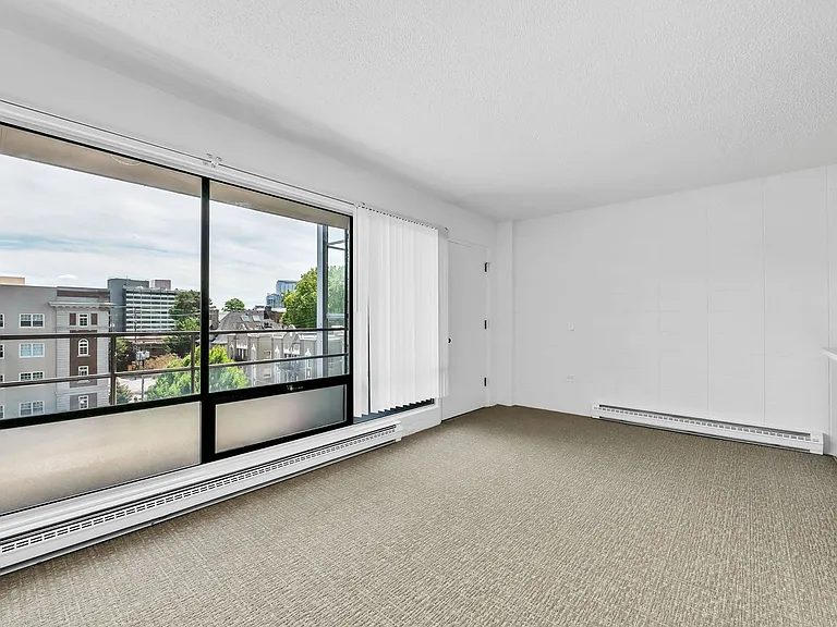Twenty 65 Apartments — Photo 3