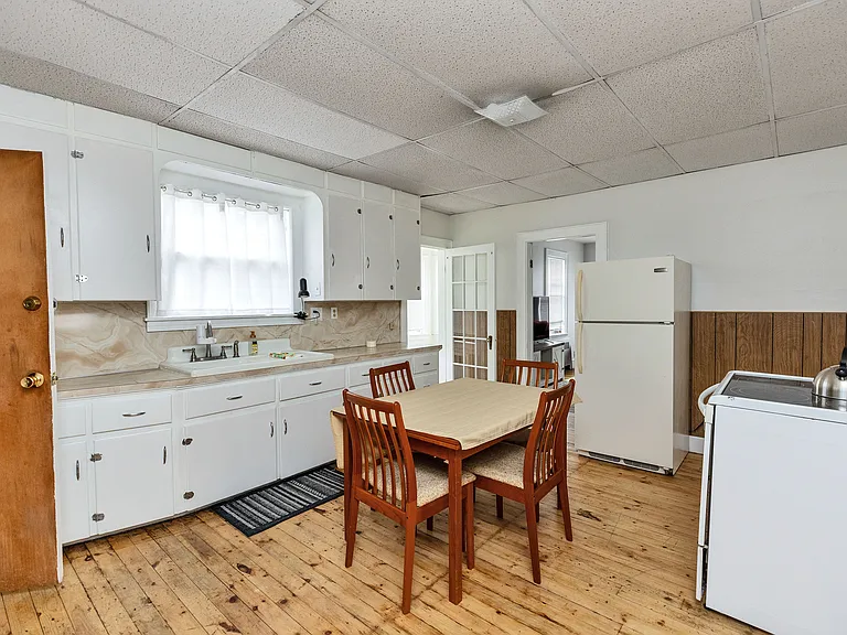 616 Harvard St #2 — Photo 8