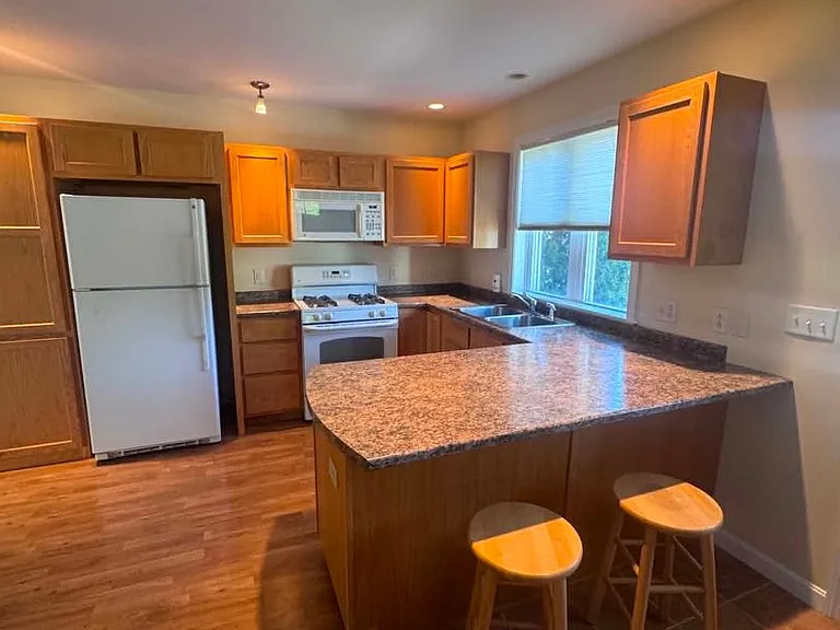 15 Edgefield Ln — Photo 13