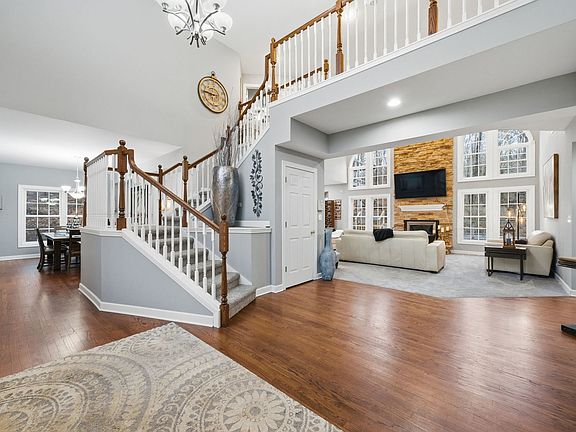 4th image of 9 Echowood Dr