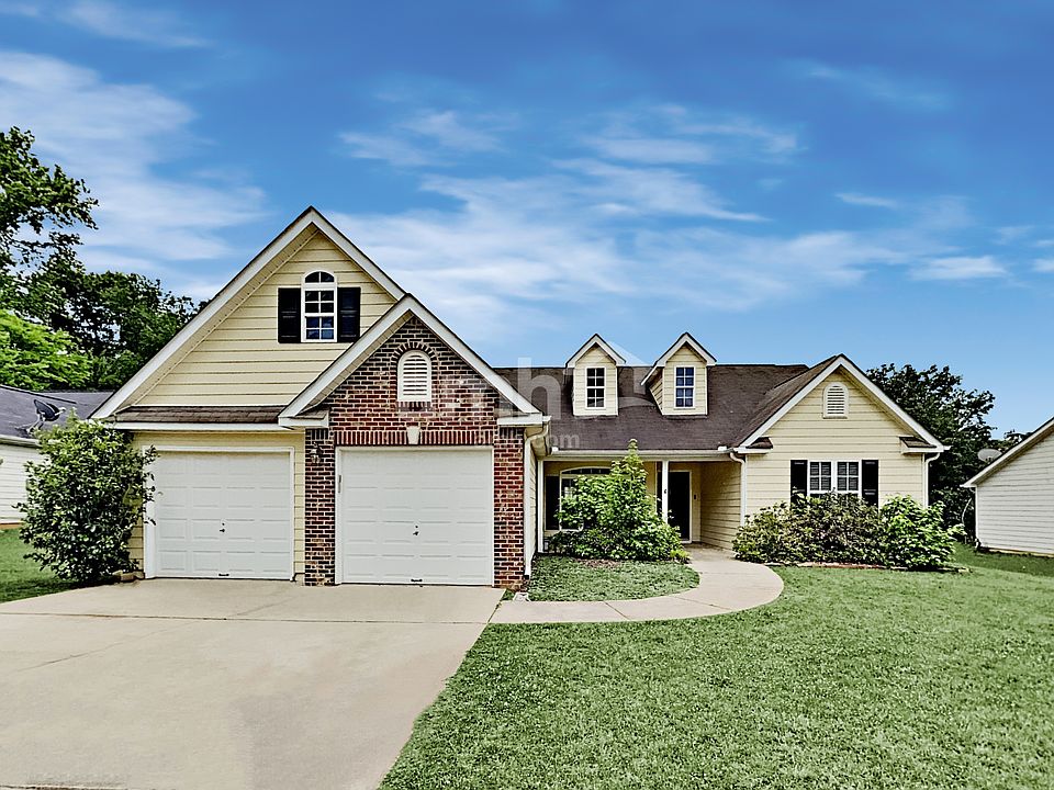 1st image of 470 Camella Cir
