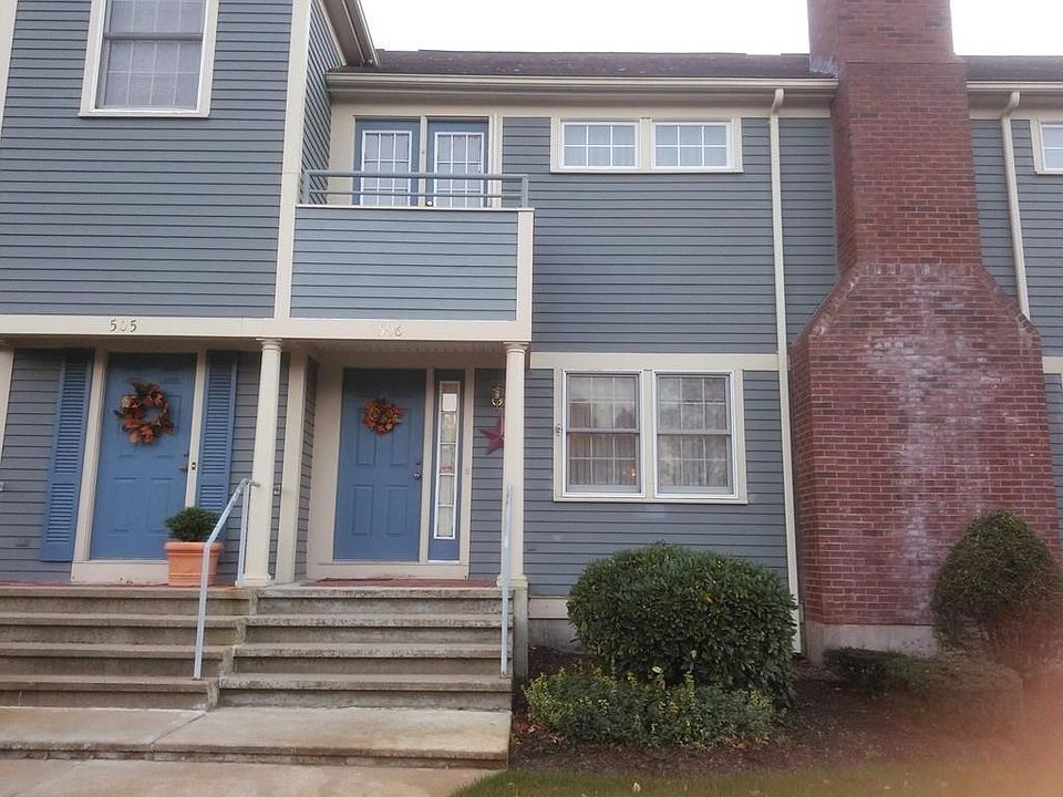 1st image of 501 Auburn St APT 506