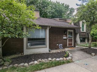 6952 W Fitzwater Rd #4, Brecksville, OH 44141