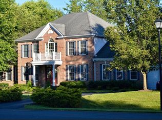 10 Foxlair Ct, Gaithersburg, MD