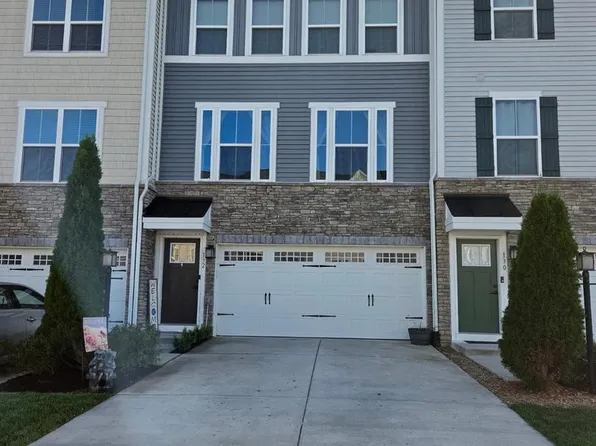 132 Burkwood Ter, Lake Frederick, VA 22630