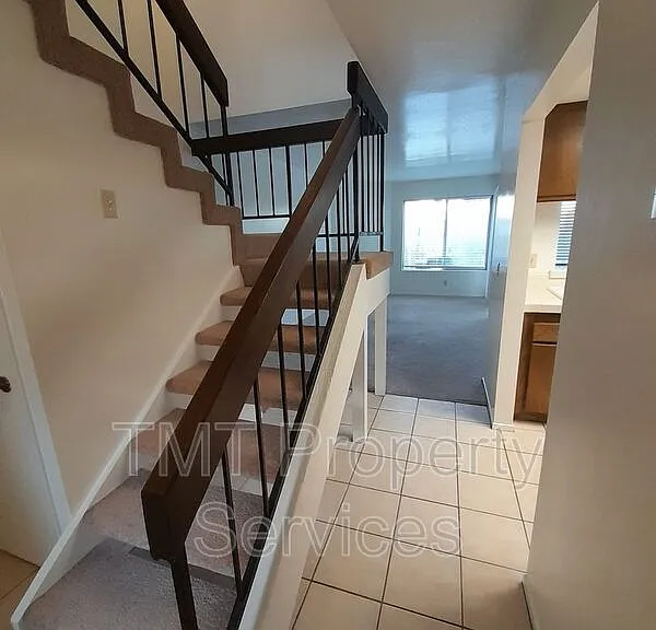 413 E Rice Ranch Rd — Photo 8