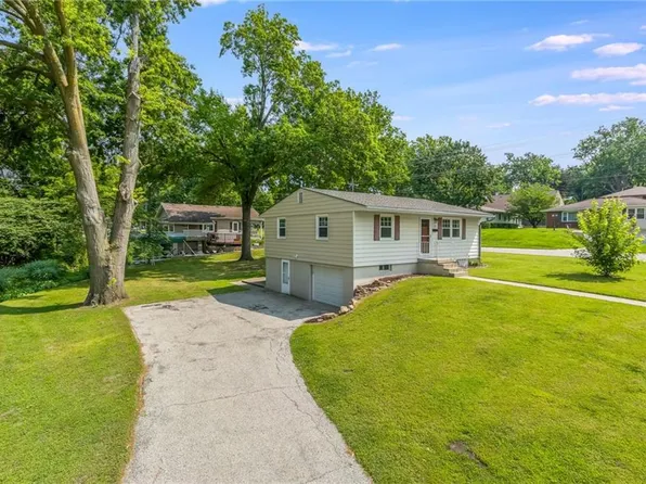 3519 Duncan St, Saint Joseph, MO 64507