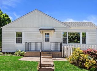1930 E Norwich Ave, Saint Francis, WI