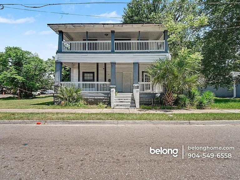 1131 Grothe St #3 — Photo 1