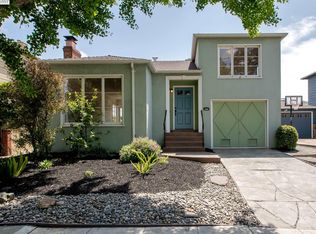2812 Marina Dr, Alameda, CA 94501
