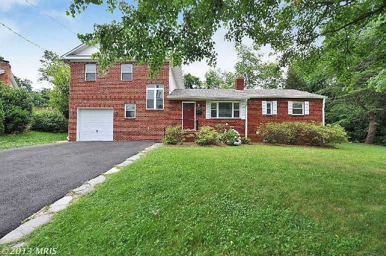 1st image of 6035 Brook Dr