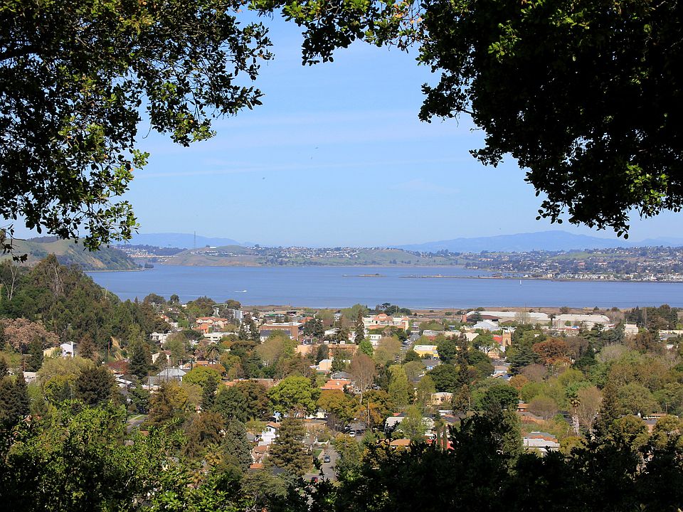 Stunning views of Bay