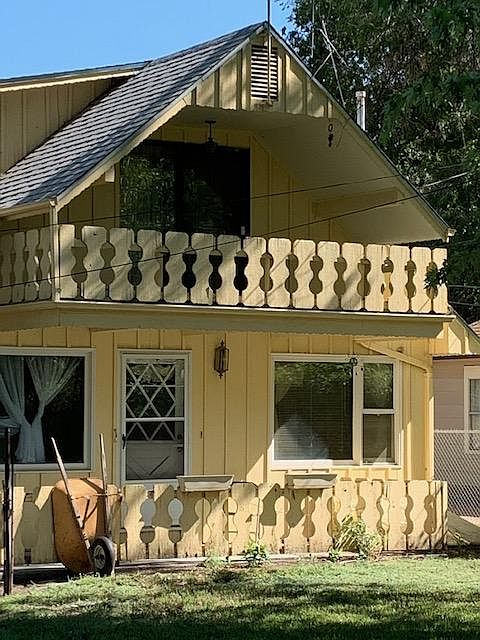 2nd image of 402 Riverside Dr #402