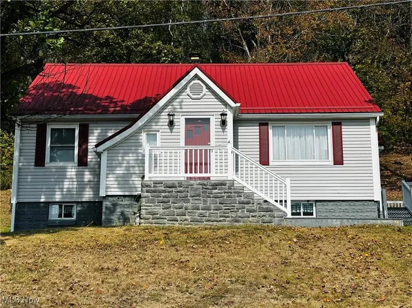 415 E Main St, Flushing, OH 43977