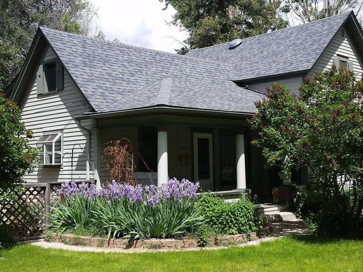829 N Bross St — Photo 1