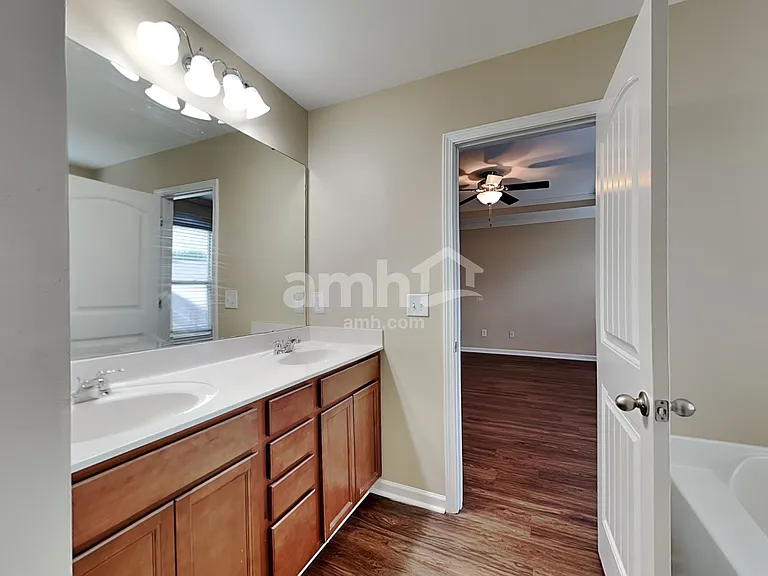 102 Shefleys Rd — Photo 9
