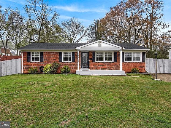 2nd image of 13313 Kelsey Ct
