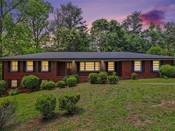 14 Poplar St, Fairburn, GA 30213