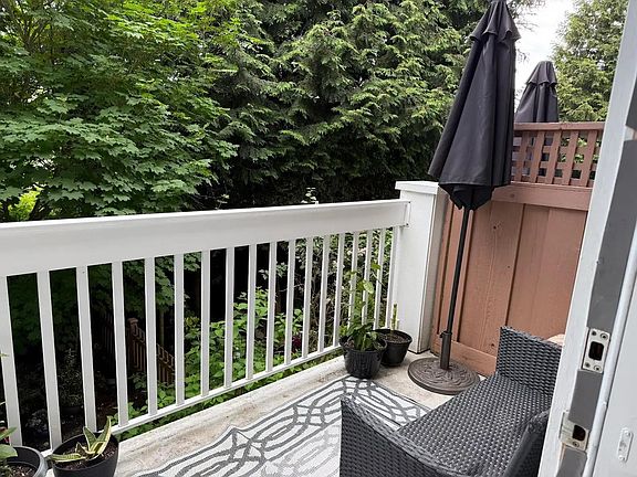 3rd image of 20460 66th Ave #33