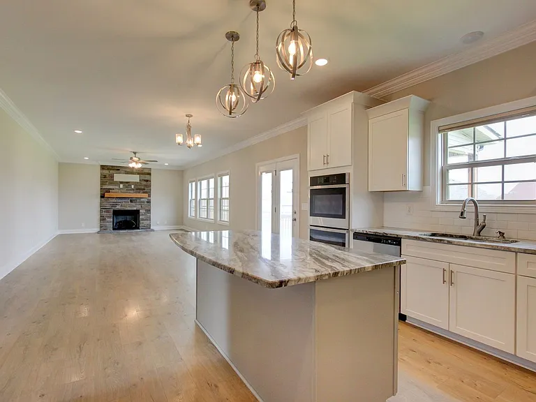 230 Cotoneaster Ln — Photo 52