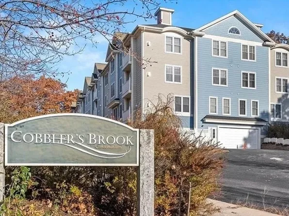 19 Broad St Unit 105, Merrimac, MA 01860