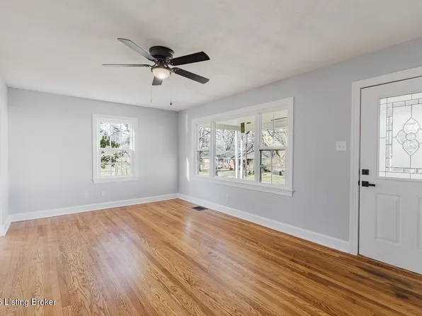 705 Montgomery Ave, Elizabethtown, KY 42701