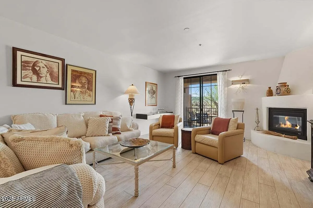 2 bed, 3.0 bath, 1970 sqft, $3,000 — Photo 4