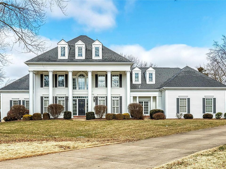 1st image of 303 Hampshire Hill Ln