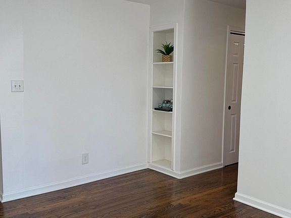5th image of 4132 E 11th Pl
