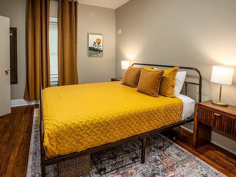 Bedroom #1