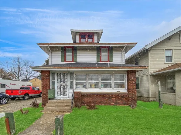 1352 E Walnut St, Frankfort, IN 46041