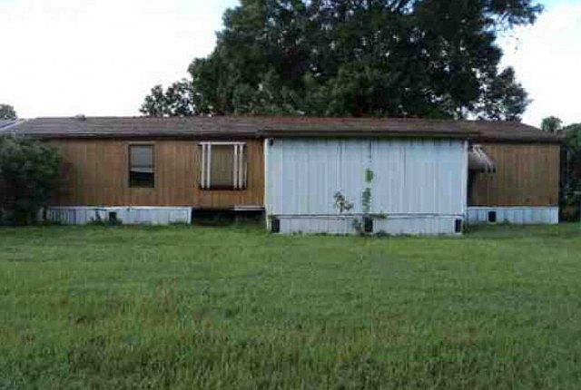 2nd image of 3411 SE 25th St