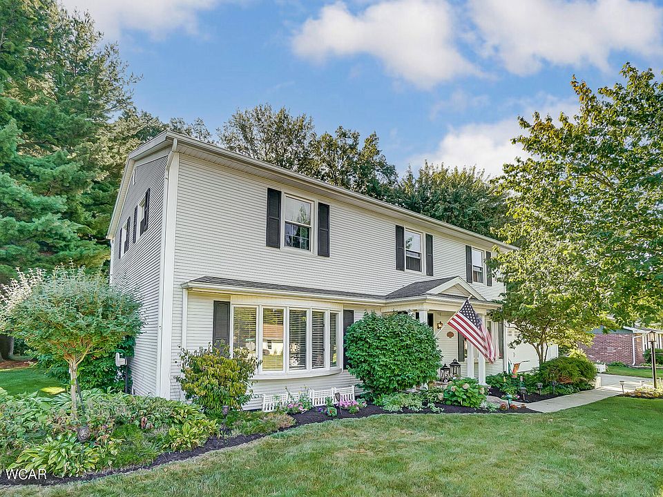 1st image of 2801 E Amblewood Cir