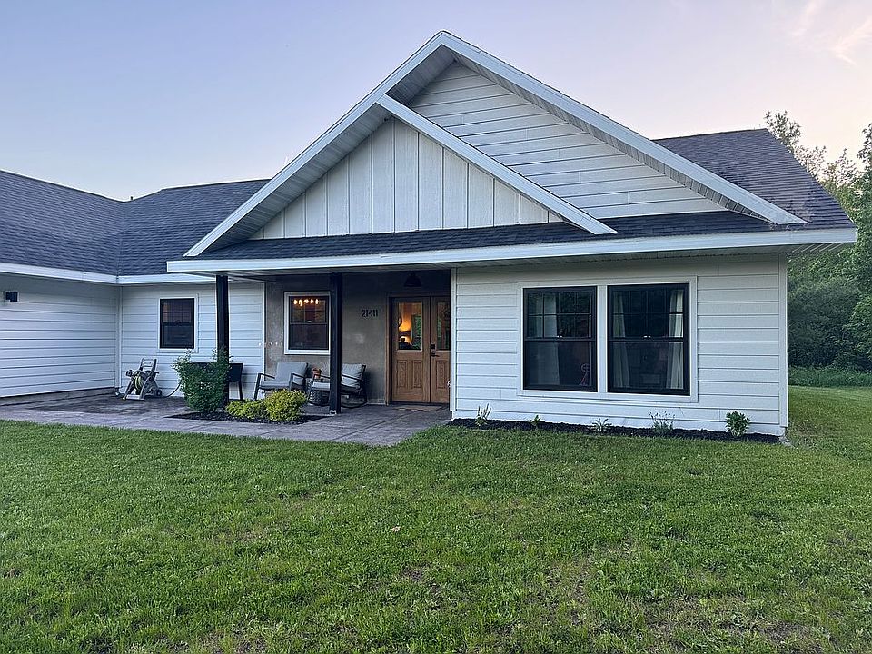 1st image of 21411 Road St #9