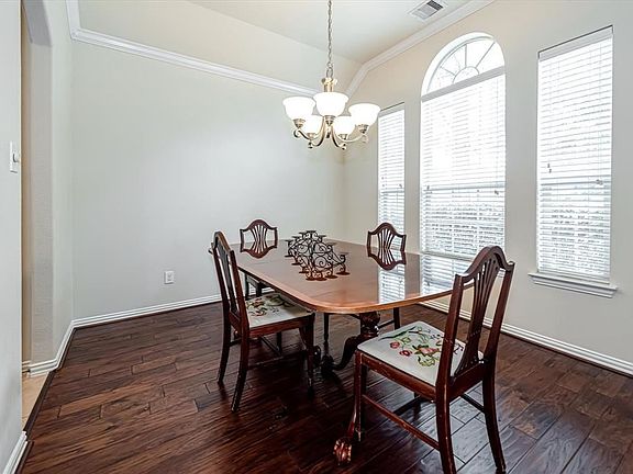 3rd image of 17002 Jetton Park Ln