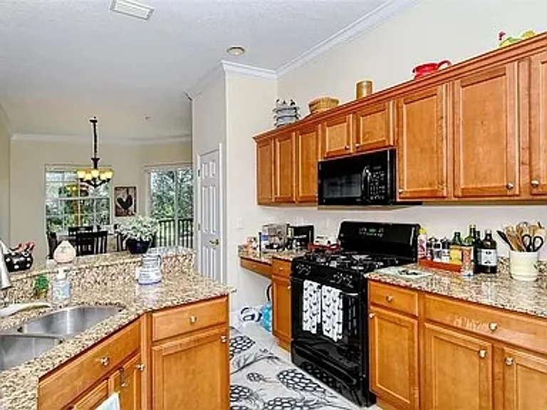 8263 Miramar Way — Photo 16