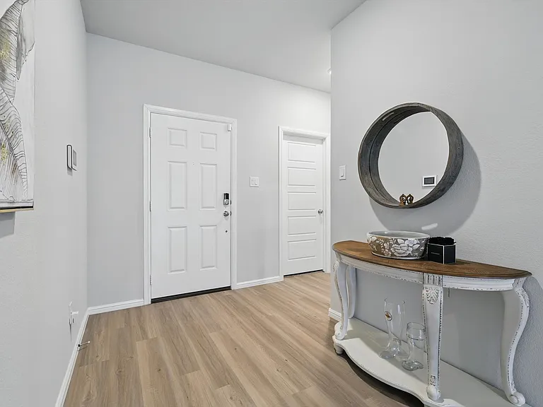 8937 Lantana Meadow Dr — Photo 3